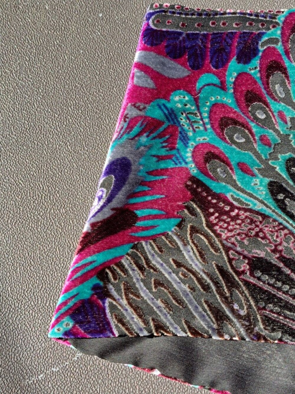 Velvet Burnout Peacock Feather Patterned Scarf Vibrant 72" Art to Wear Career - Picture 3 of 6
